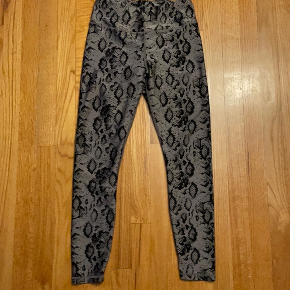 Stronger  Snake Yoga‎ Leggings S